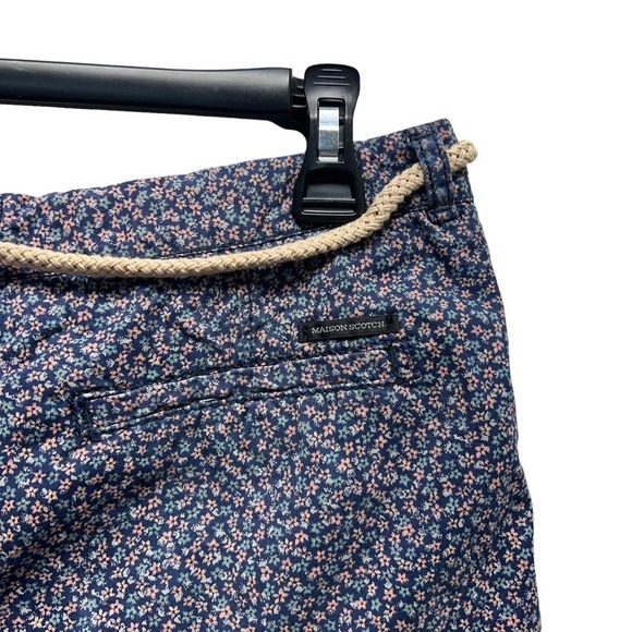 Maison‎ Scotch Small Flowers Print Mini Shorts Blue - Picture 4 of 5